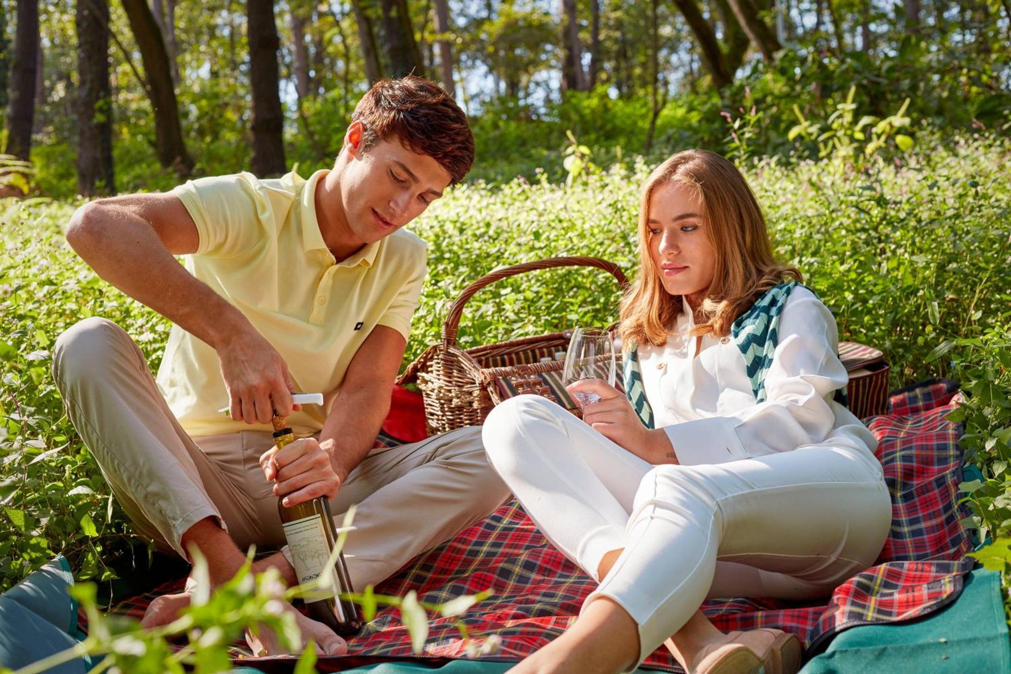 Paragraph Resort & Spa Shekvetili, Autograph Collection Exterior foto A picnic in the woods